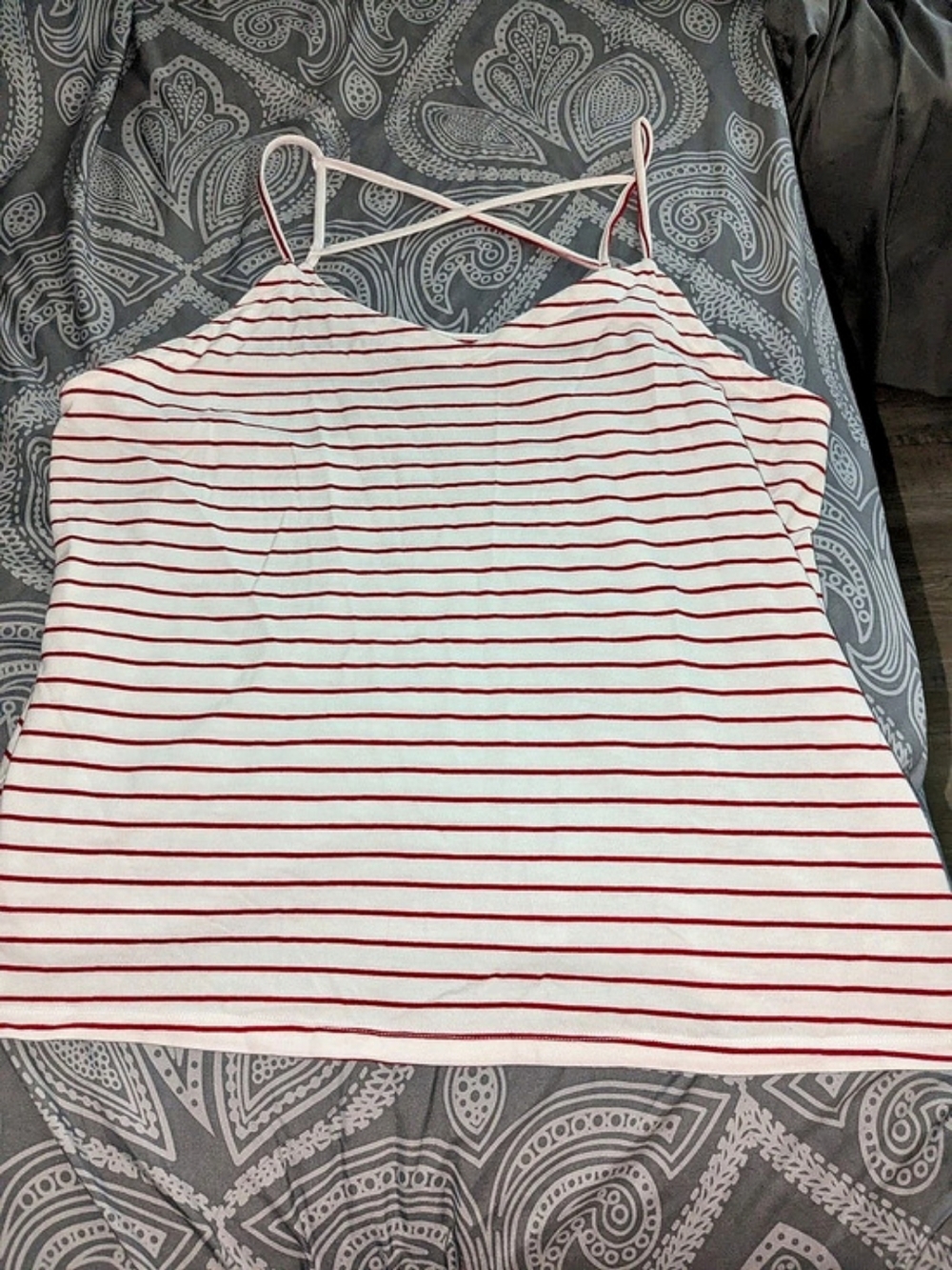 Universal Thread Striped Crisscross Tank White & Red XXL